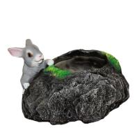 Заяц у камня L28 W19 H17 см  Заяц у камня L28 W19 H17 см